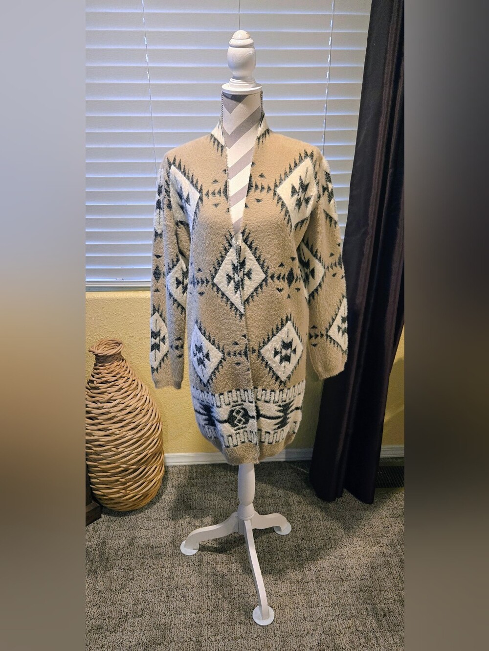 Beige Aztec-Pattern Open-Front Cardigan Sweater - Picture 5 of 15